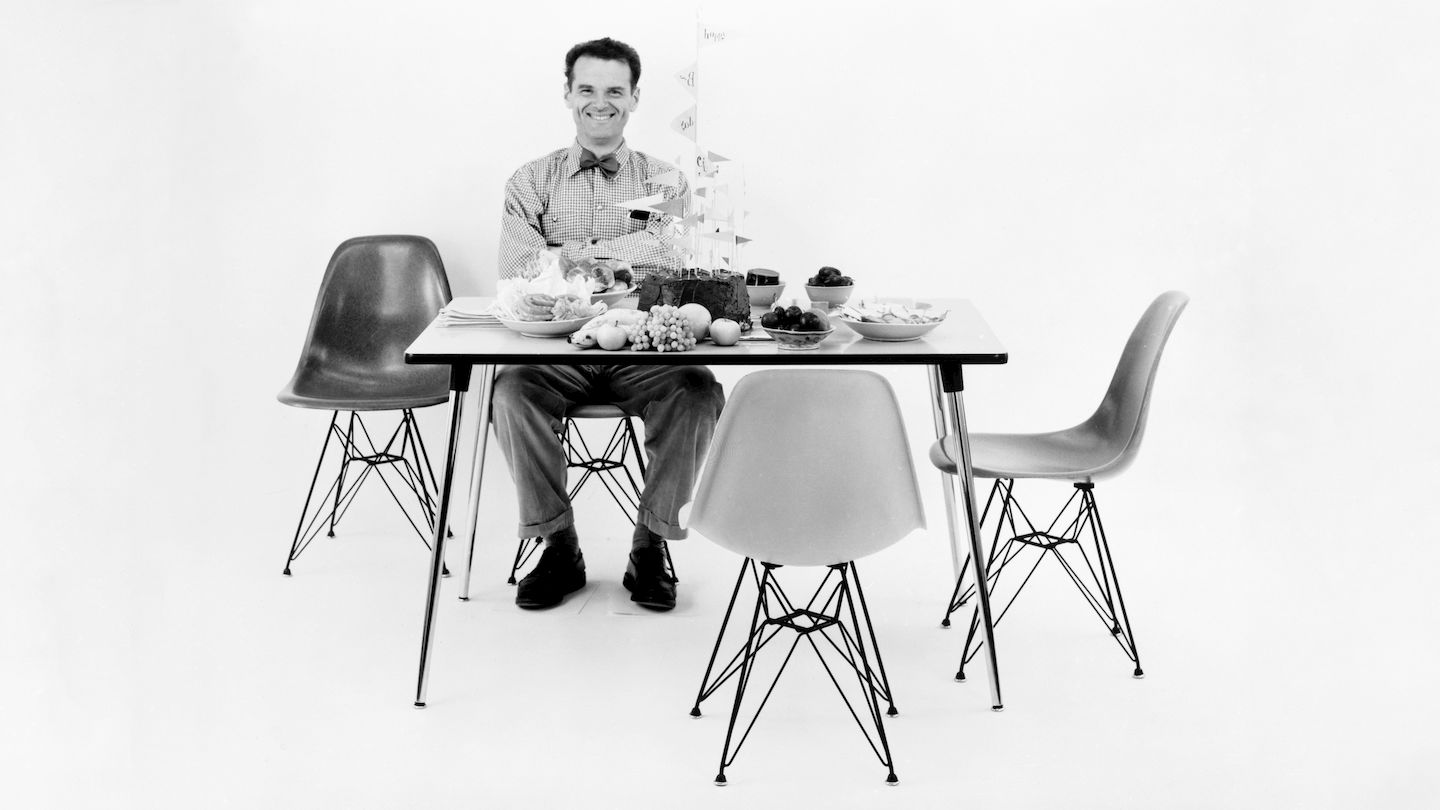 Vitra Eames Plastic Chairs Official, Seat Cushions For Eames Side Chairs With Arms