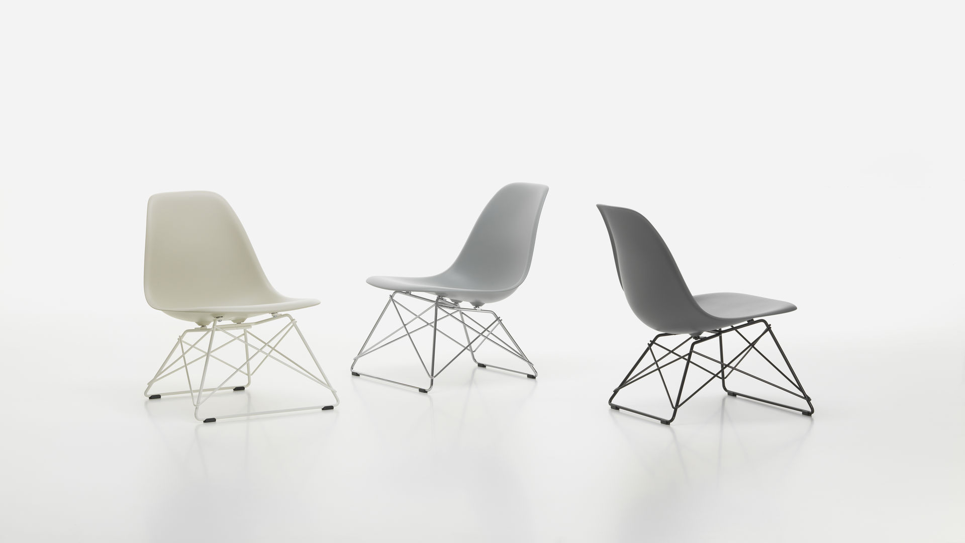 Eames Plastic Side Chair LSR - Group_web_16-9